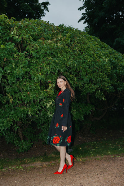 Crimson Rose Coat – Black