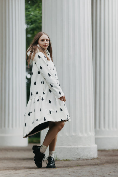 Ivory Drop Coat – Noir Rain