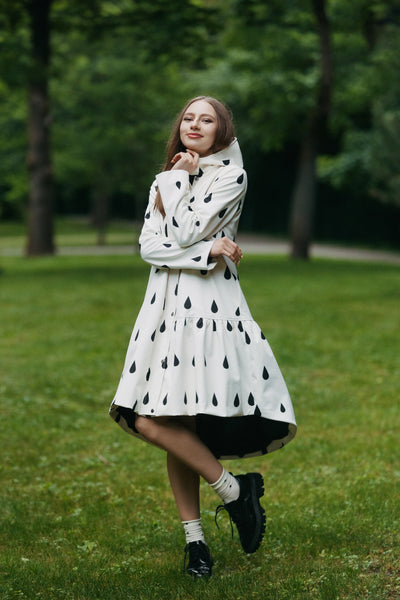 Ivory Drop Coat – Noir Rain