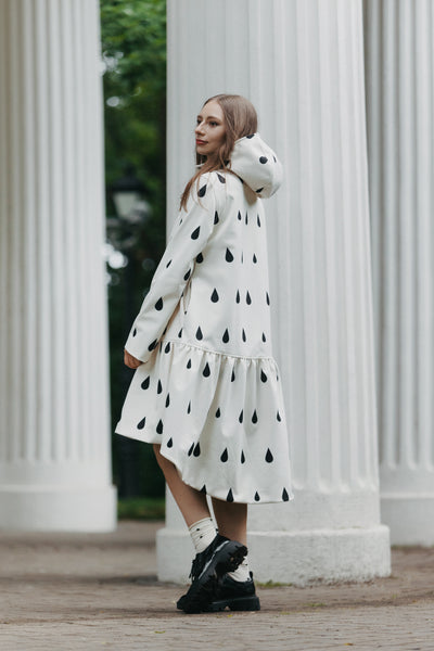 Ivory Drop Coat – Noir Rain
