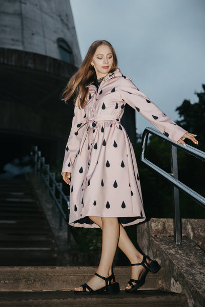 Blush Drop Coat – Noir Rain