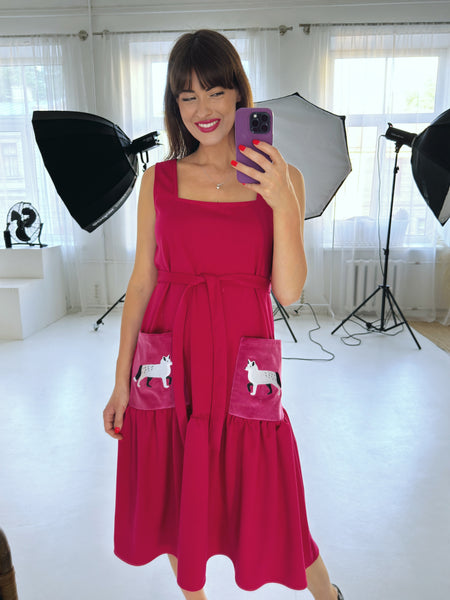 fuchsia pink dress with arctic foxes