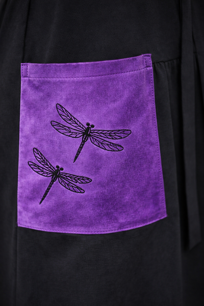 Knitted Viscose Dress with Velvet Pockets and Dragonfly Embroidery